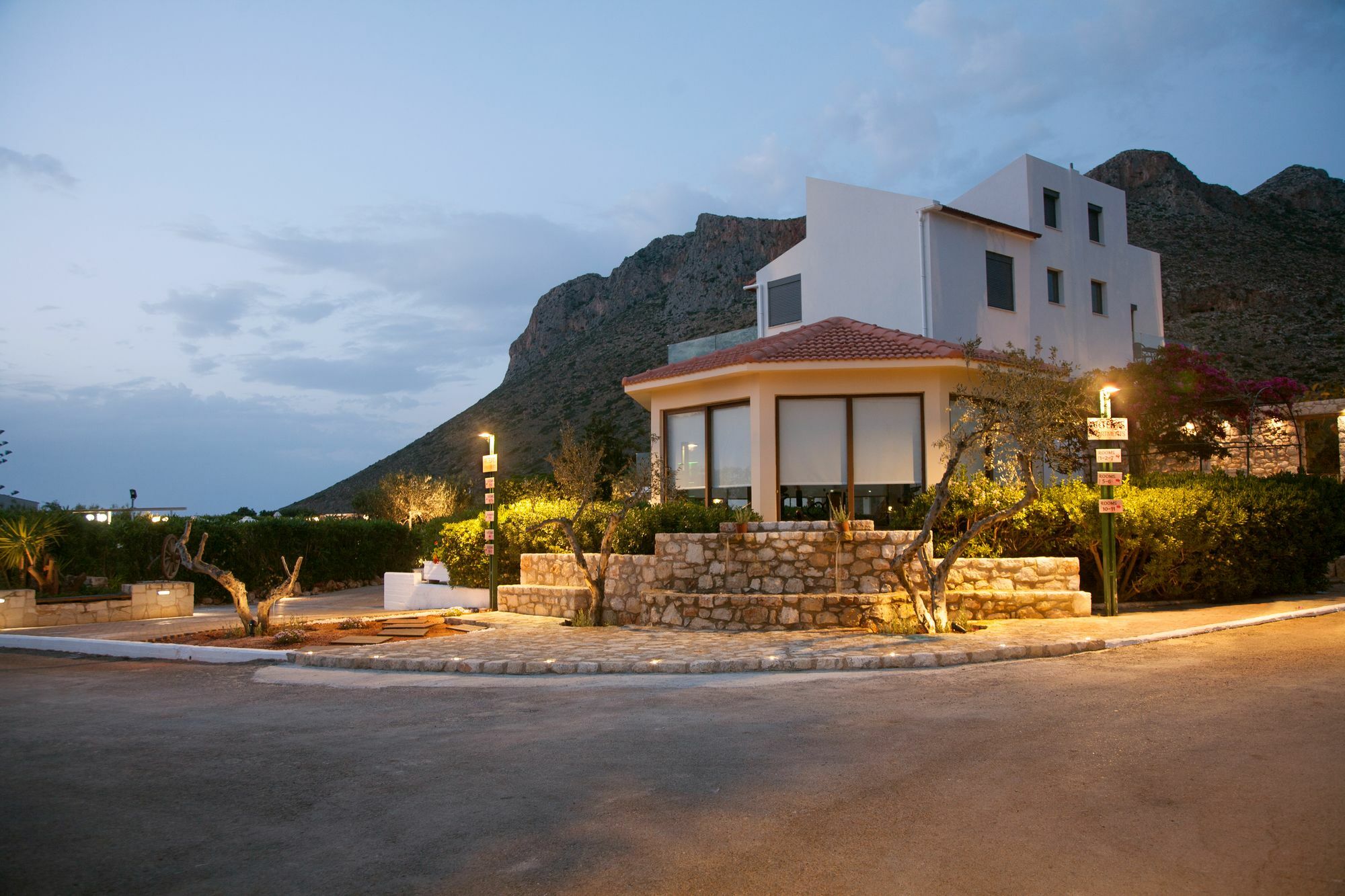 Artemis Village Apartments & Studios Stavrós Esterno foto